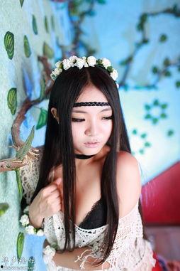 国产大胸美女,魅力四溢,风采独树一帜